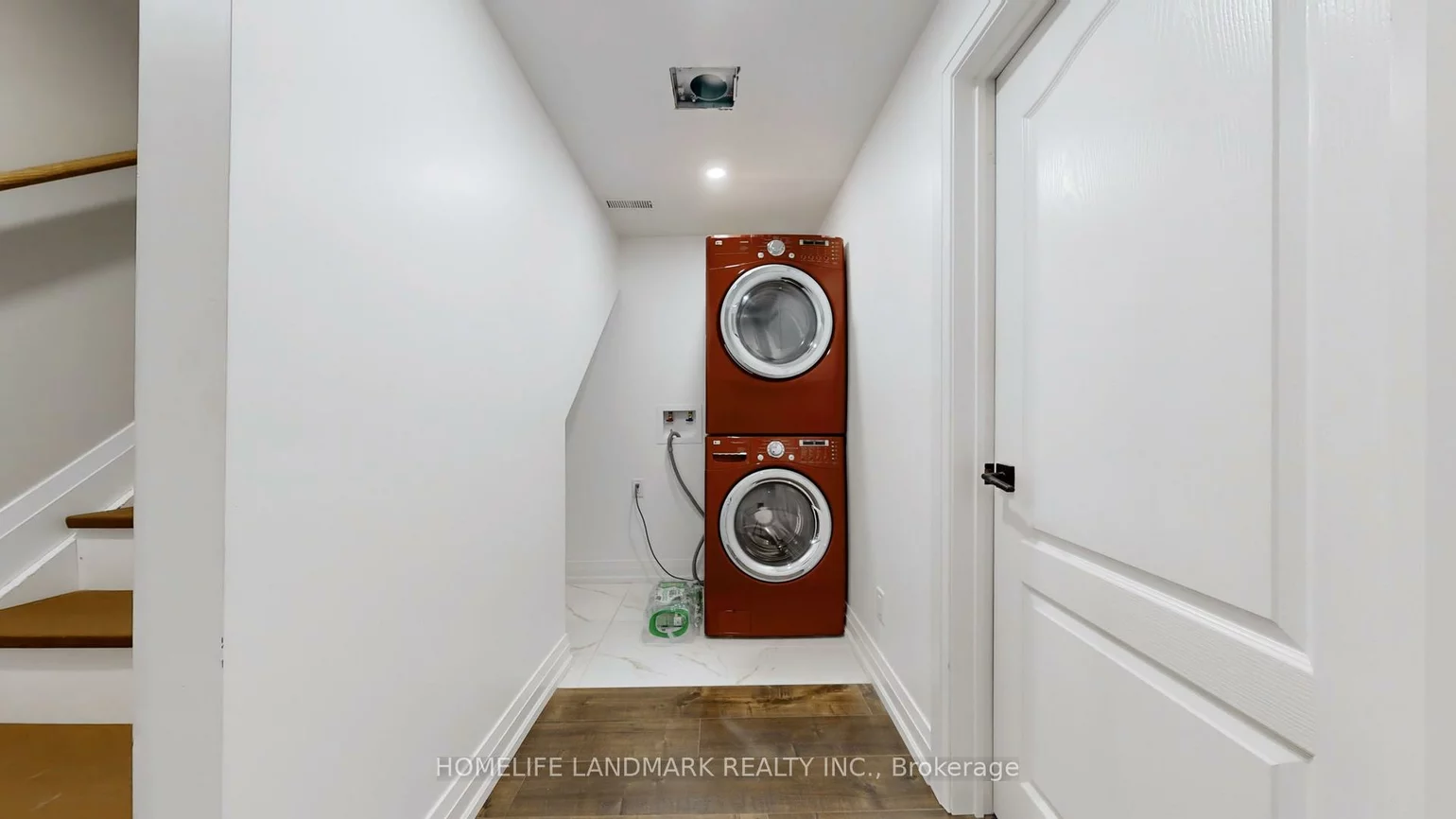 1661, Mount Albert, Sharon, East Gwillimbury