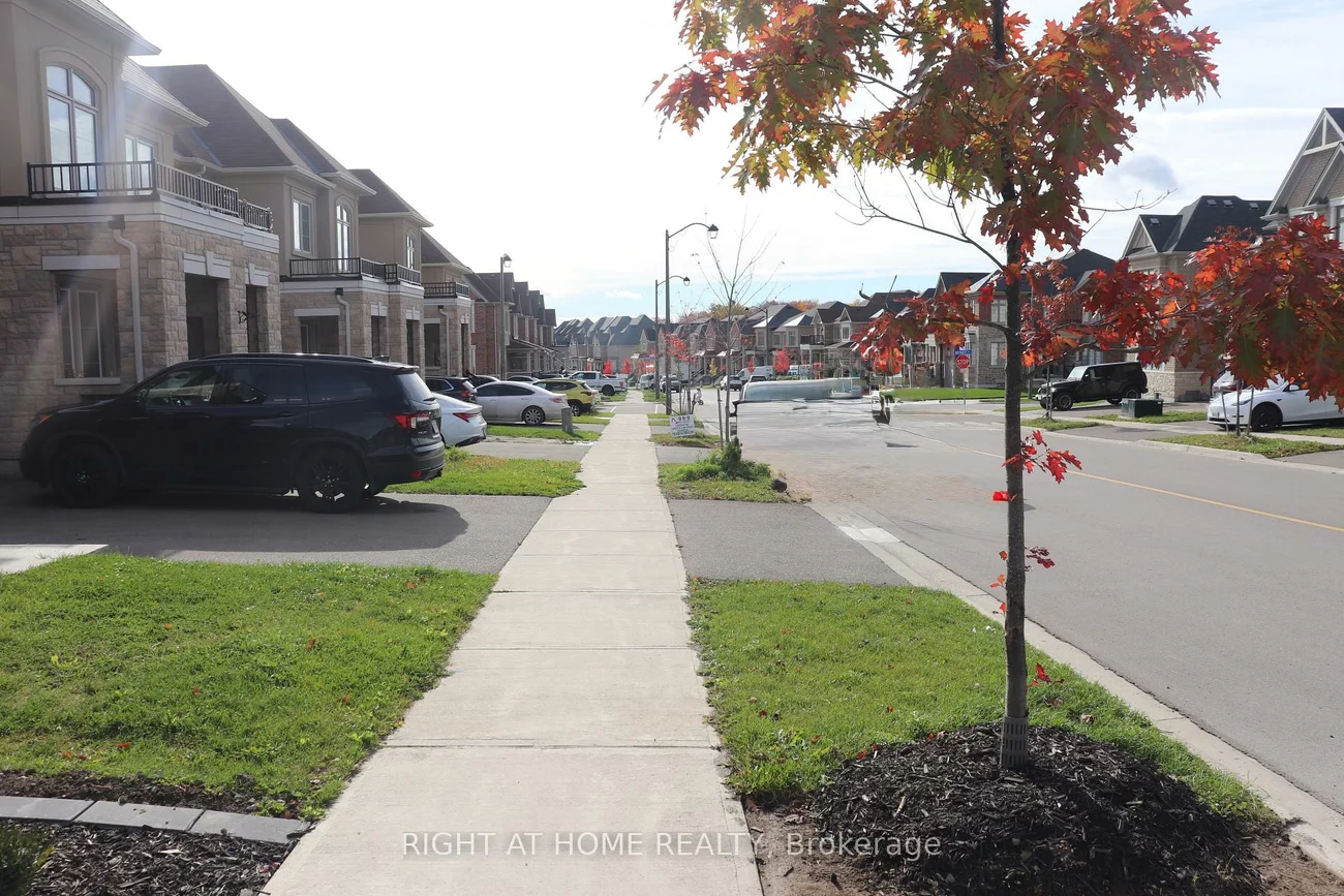 335, Silk Twist, Holland Landing, East Gwillimbury