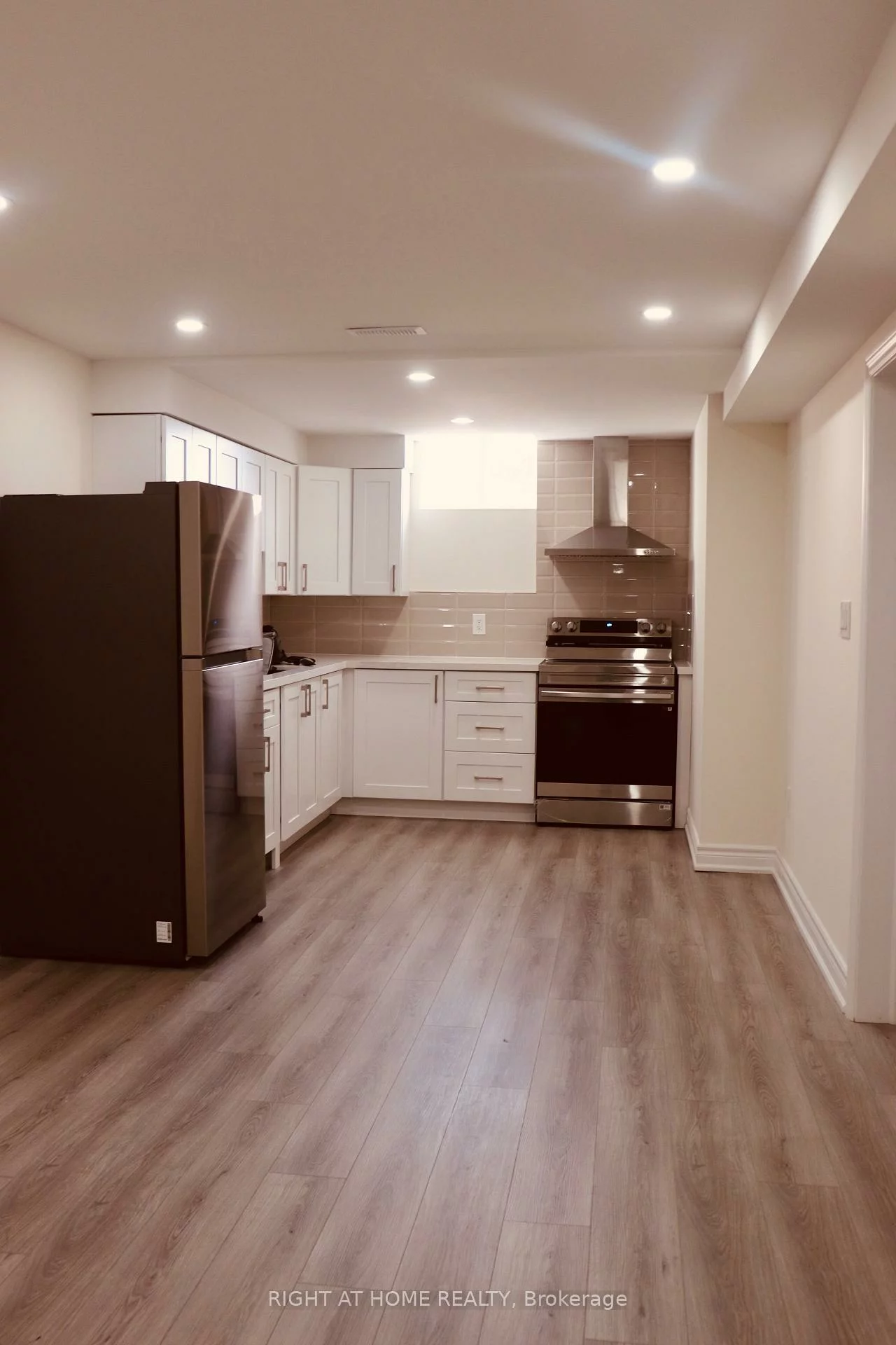 335, Silk Twist, Holland Landing, East Gwillimbury