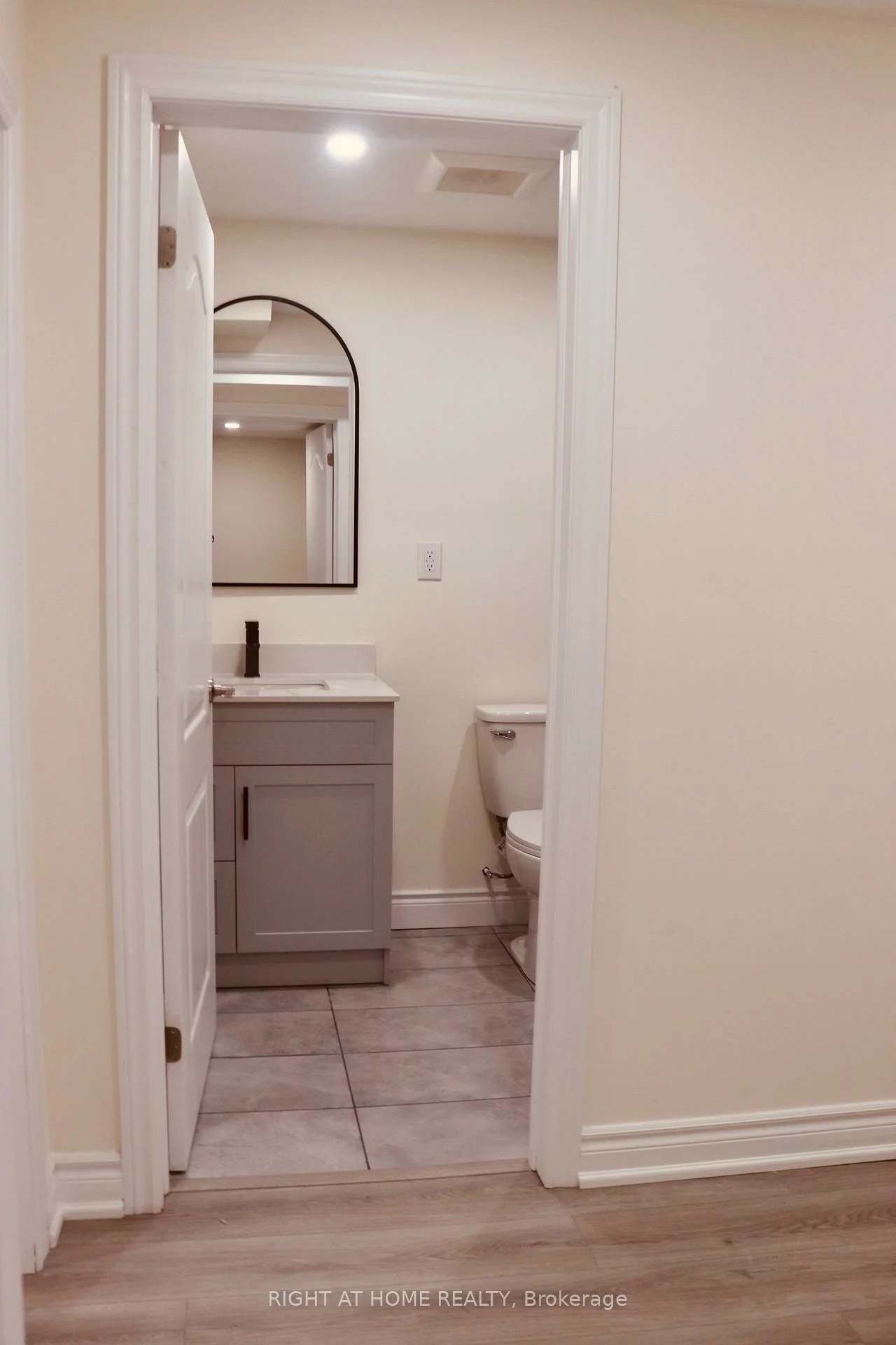 335, Silk Twist, Holland Landing, East Gwillimbury