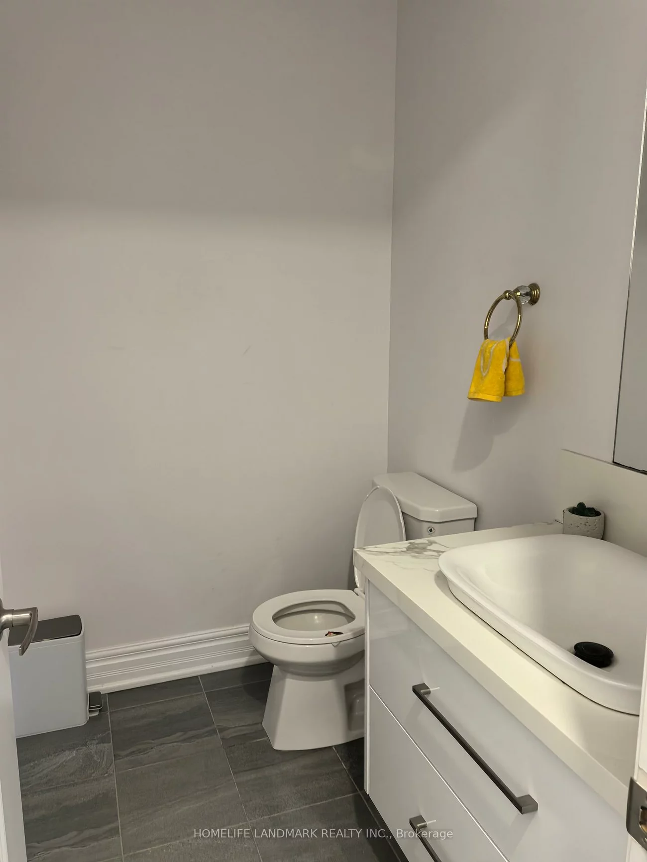 34, Manor Hampton, Sharon, East Gwillimbury