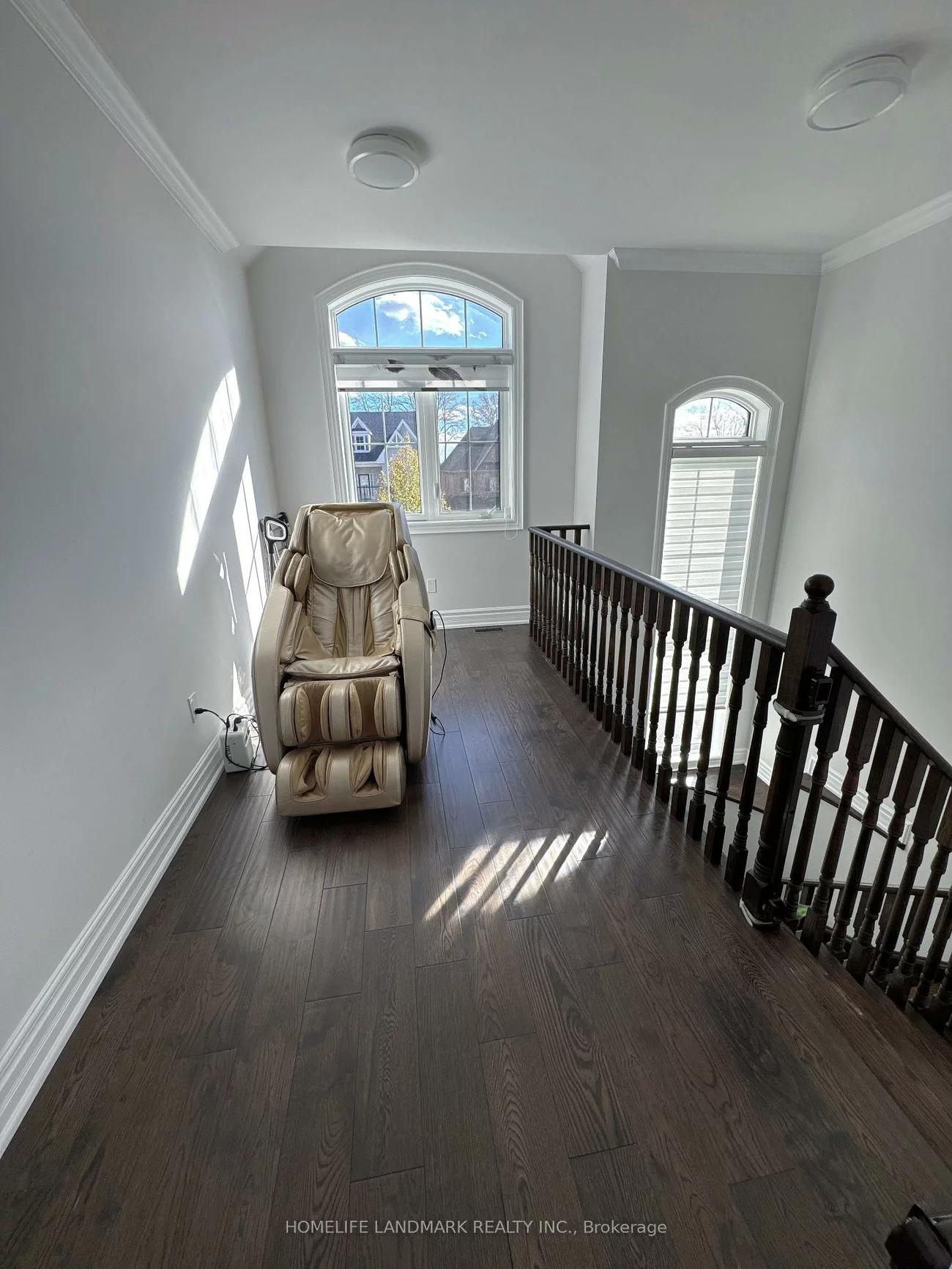 34, Manor Hampton, Sharon, East Gwillimbury