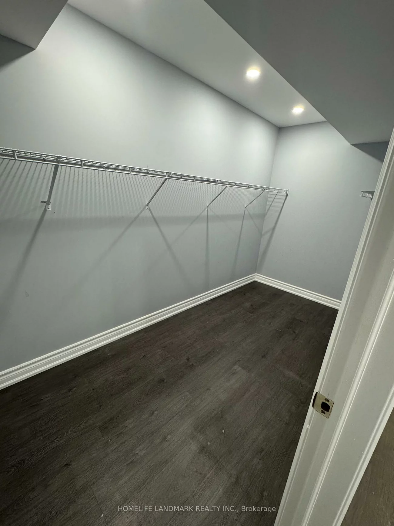 34, Manor Hampton, Sharon, East Gwillimbury