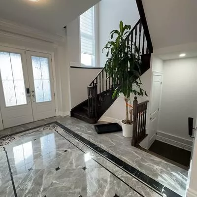 34, Manor Hampton, Sharon, East Gwillimbury