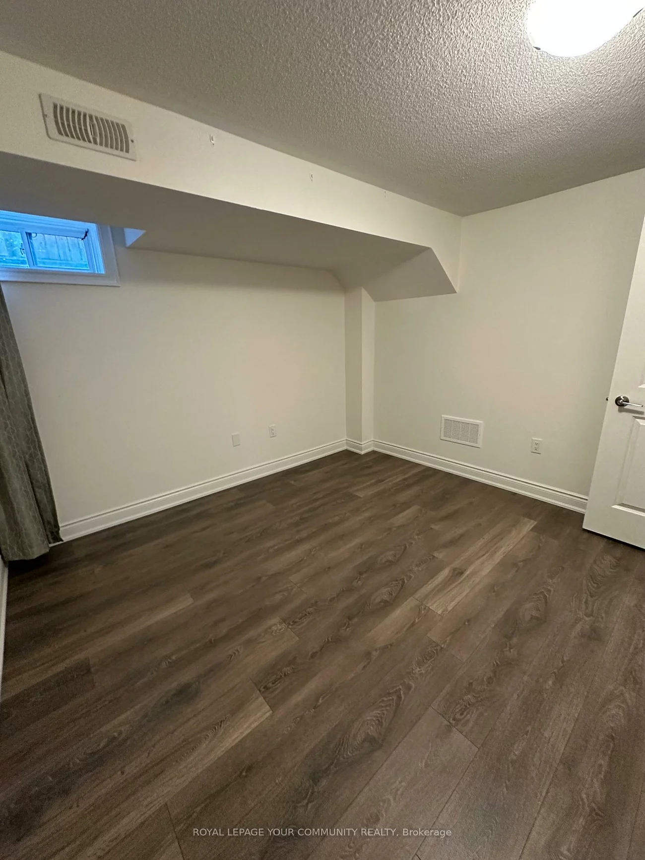 77, TERRAIN CRT, Holland Landing, East Gwillimbury