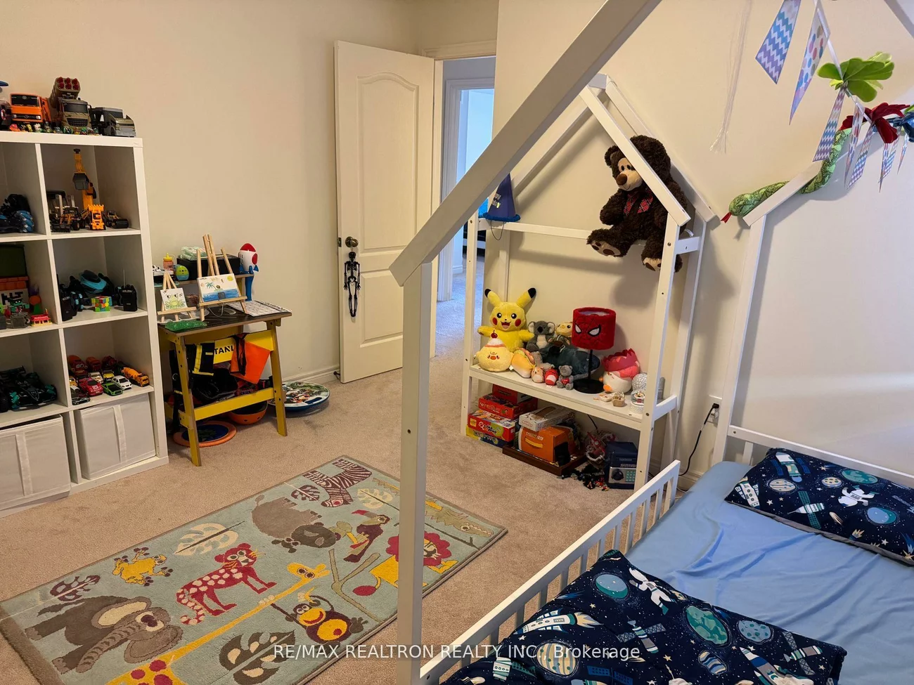 257, Sharon Creek, Sharon, East Gwillimbury