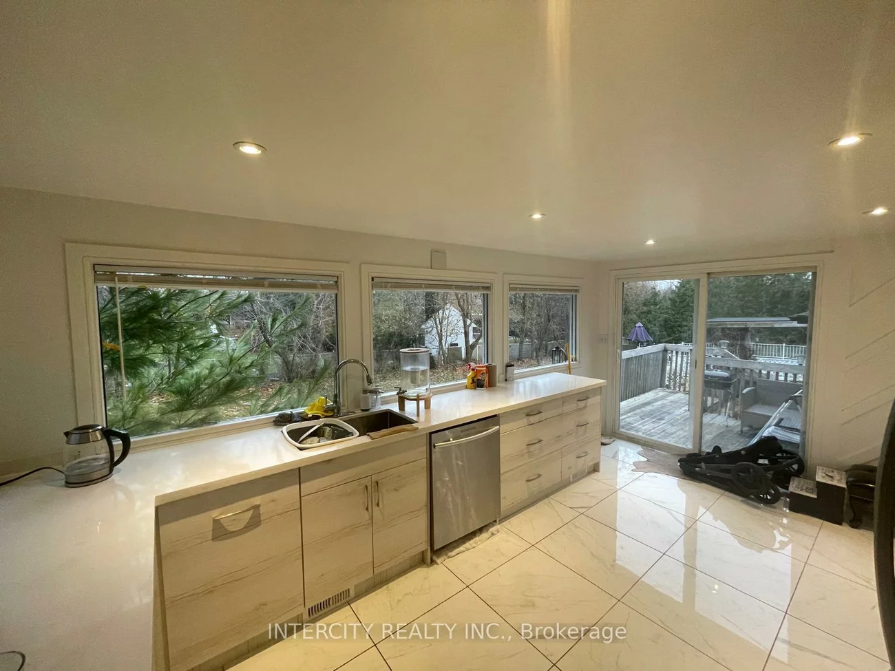 11, Morton, Sharon, East Gwillimbury