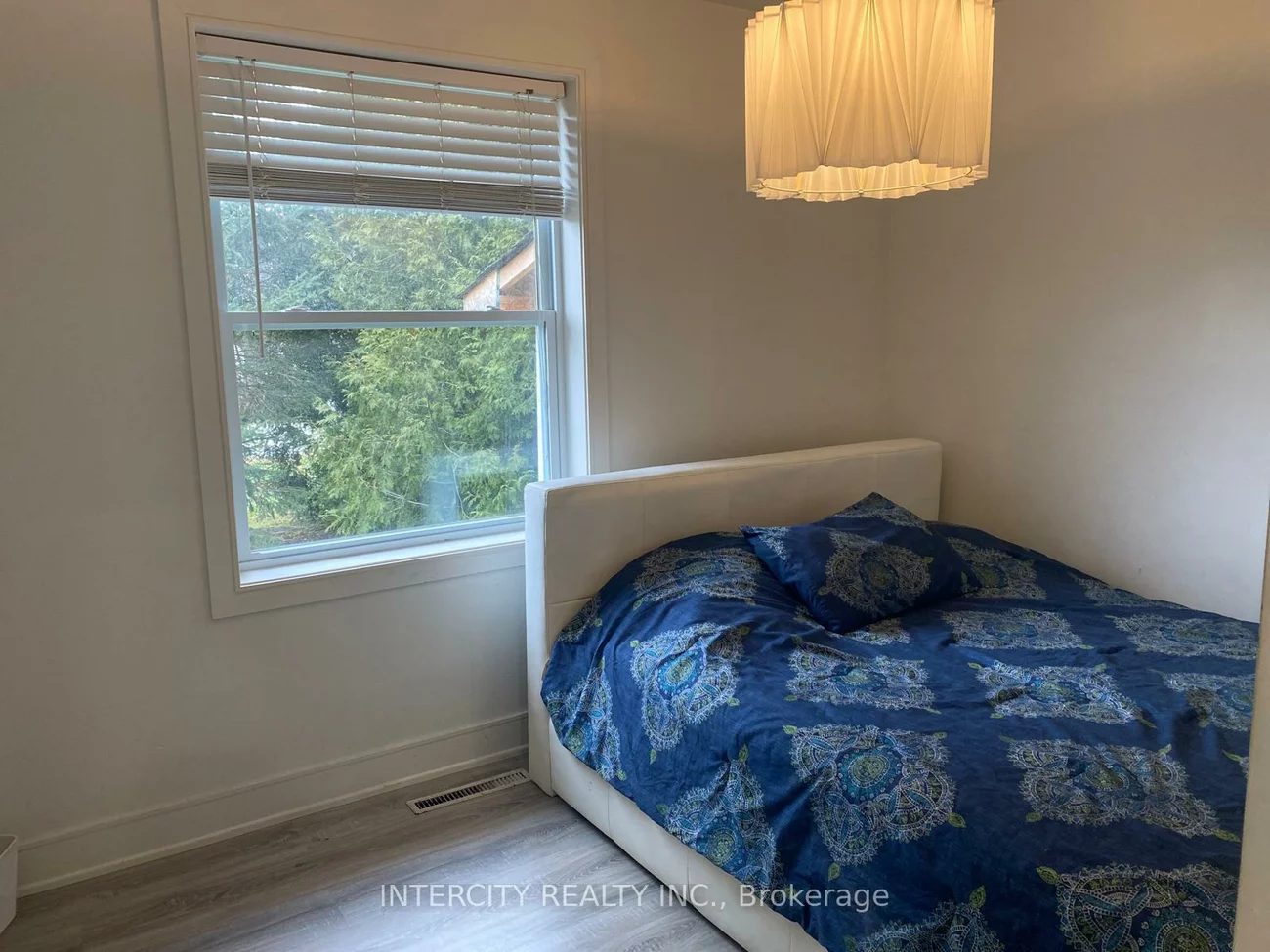 11, Morton, Sharon, East Gwillimbury