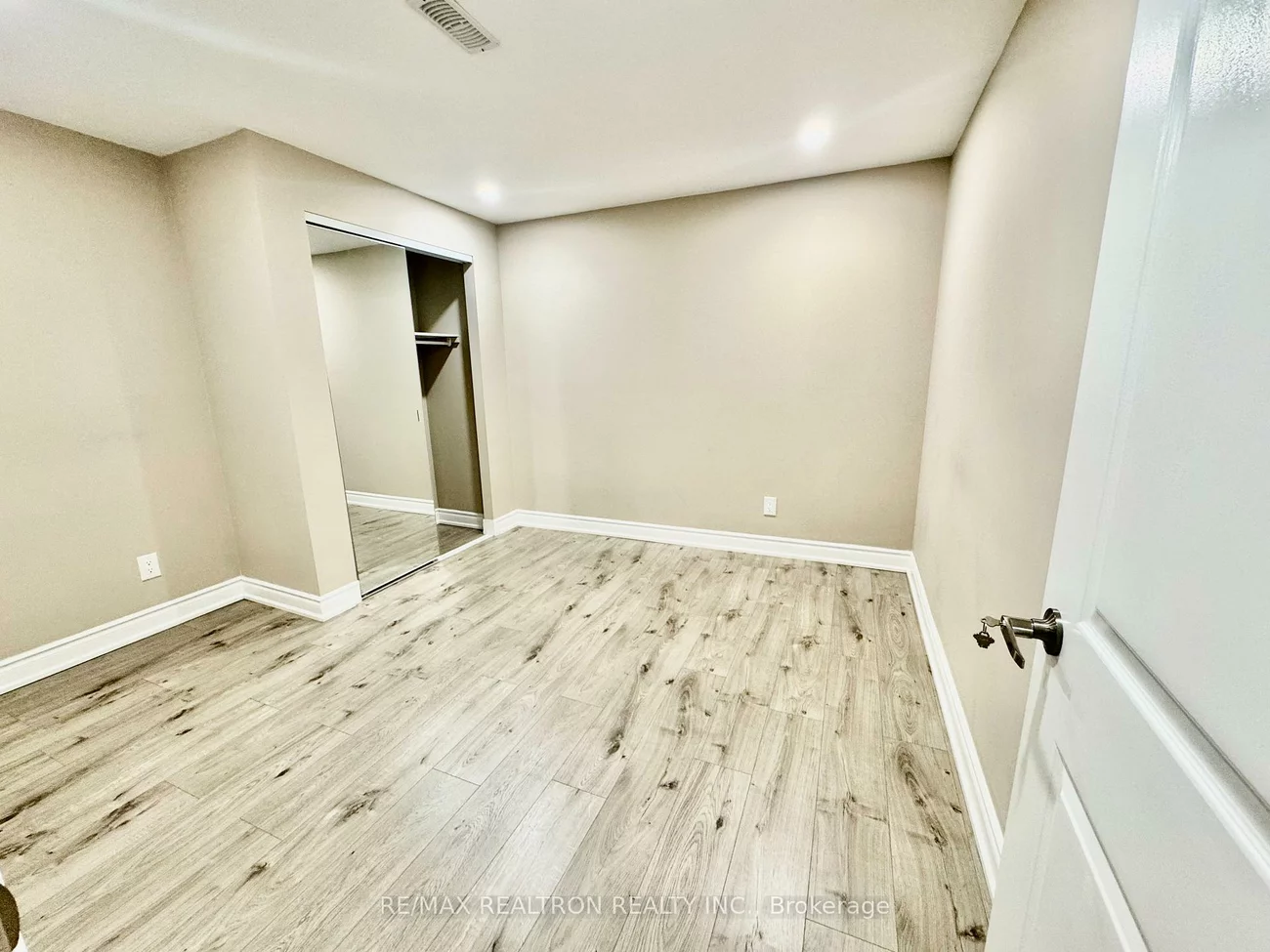 51, Murray Leonard, Queensville, East Gwillimbury