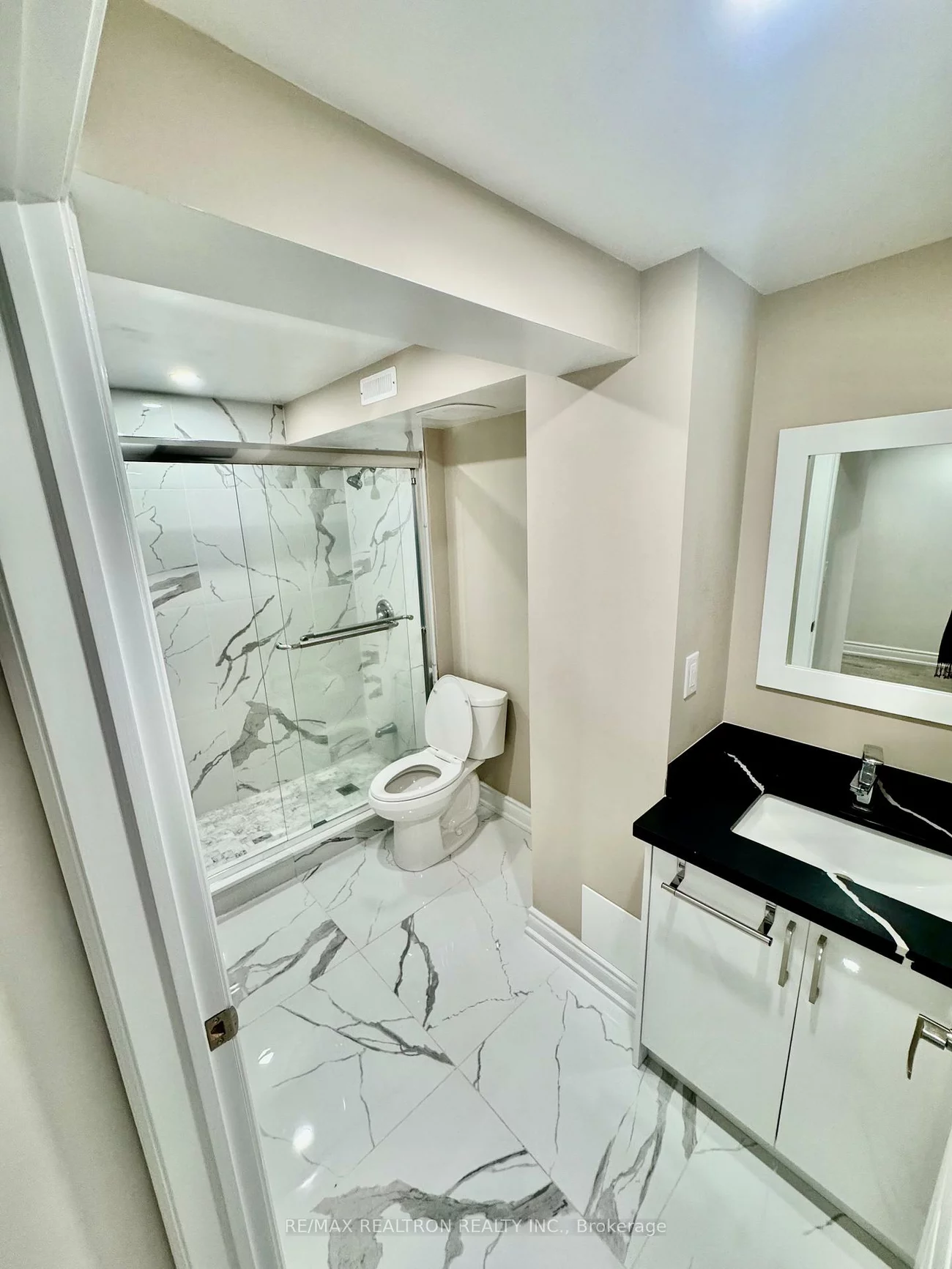 51, Murray Leonard, Queensville, East Gwillimbury