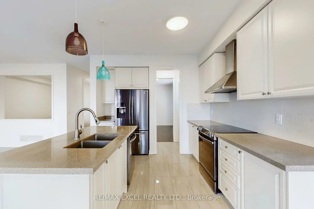 6, Kavanagh, Sharon, East Gwillimbury