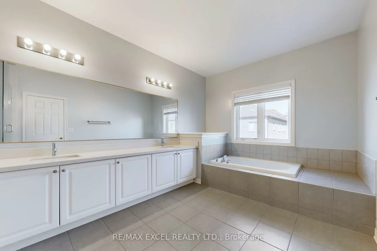 6, Kavanagh, Sharon, East Gwillimbury