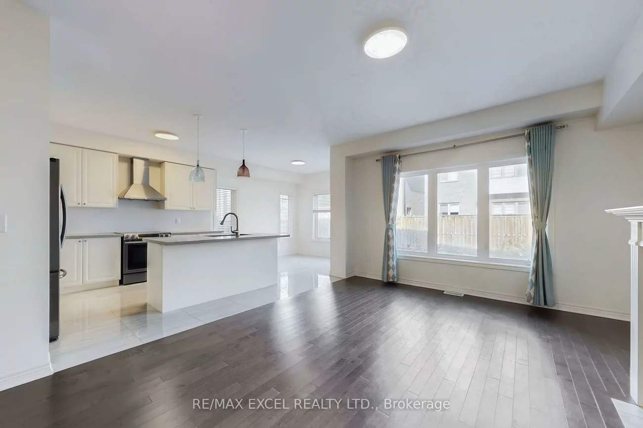 6, Kavanagh, Sharon, East Gwillimbury