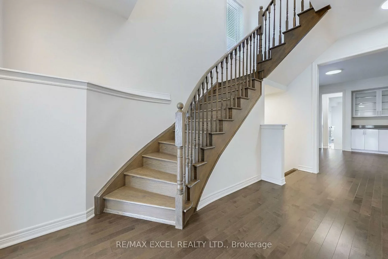 6, Kavanagh, Sharon, East Gwillimbury