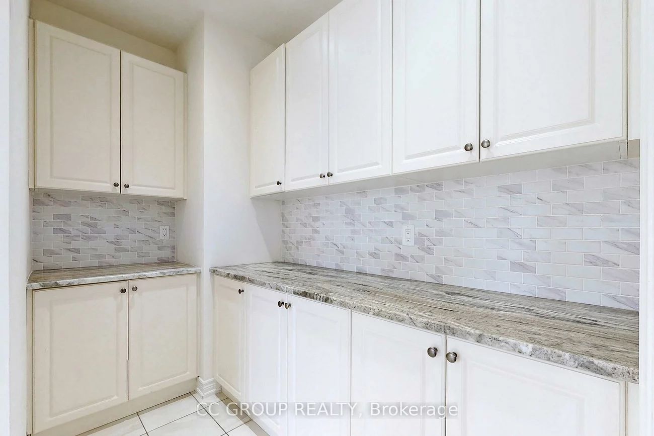 23, Forest Edge, Holland Landing, East Gwillimbury