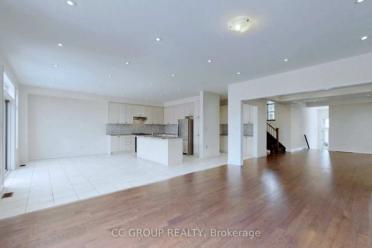 23, Forest Edge, Holland Landing, East Gwillimbury