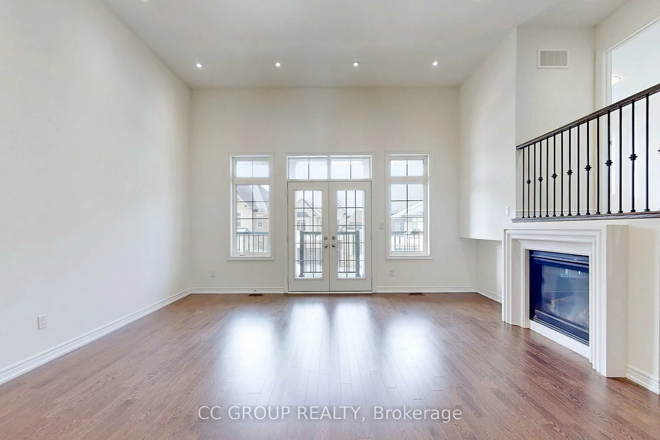 23, Forest Edge, Holland Landing, East Gwillimbury