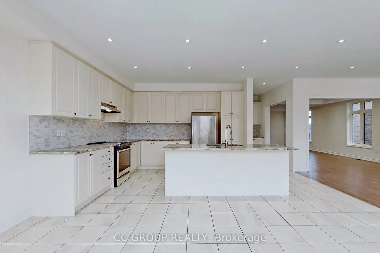 23, Forest Edge, Holland Landing, East Gwillimbury