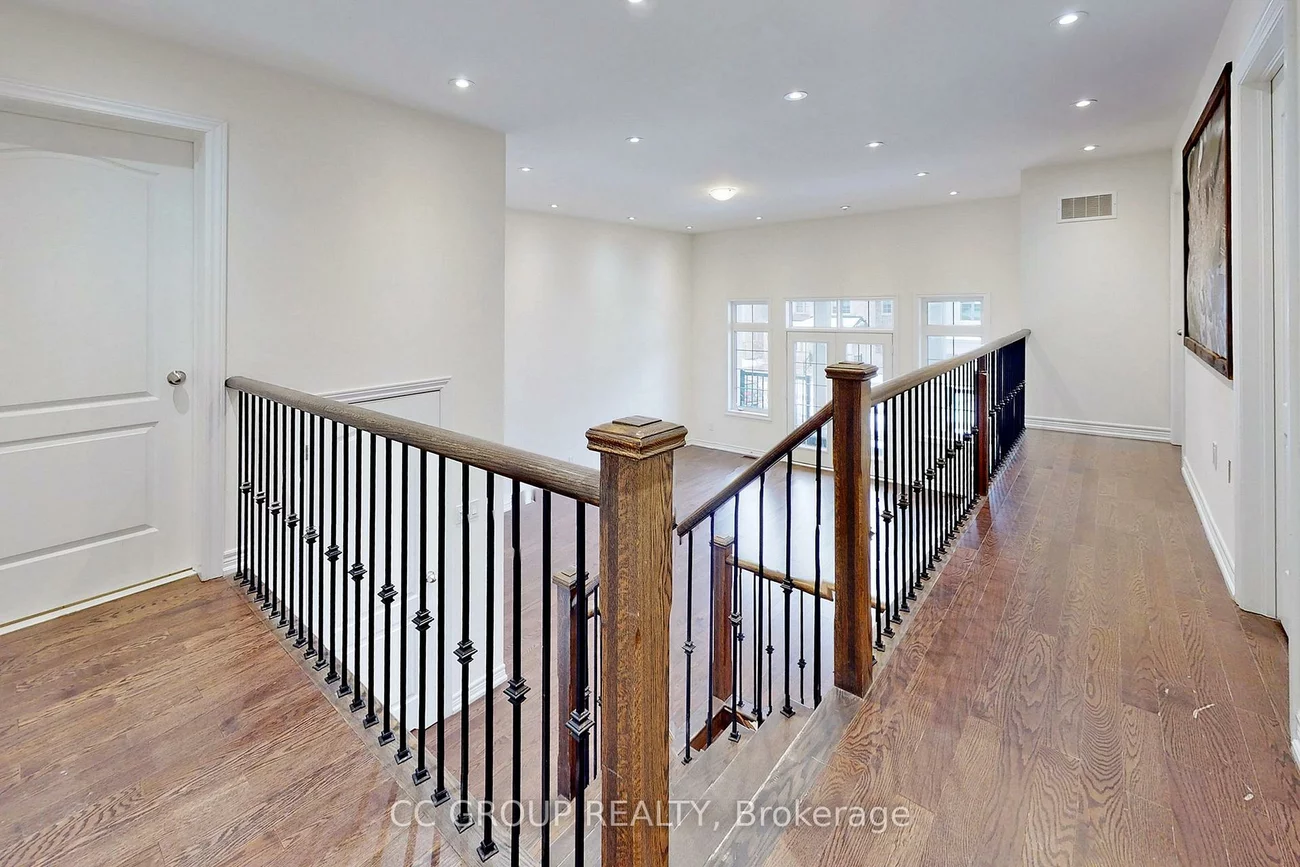 23, Forest Edge, Holland Landing, East Gwillimbury