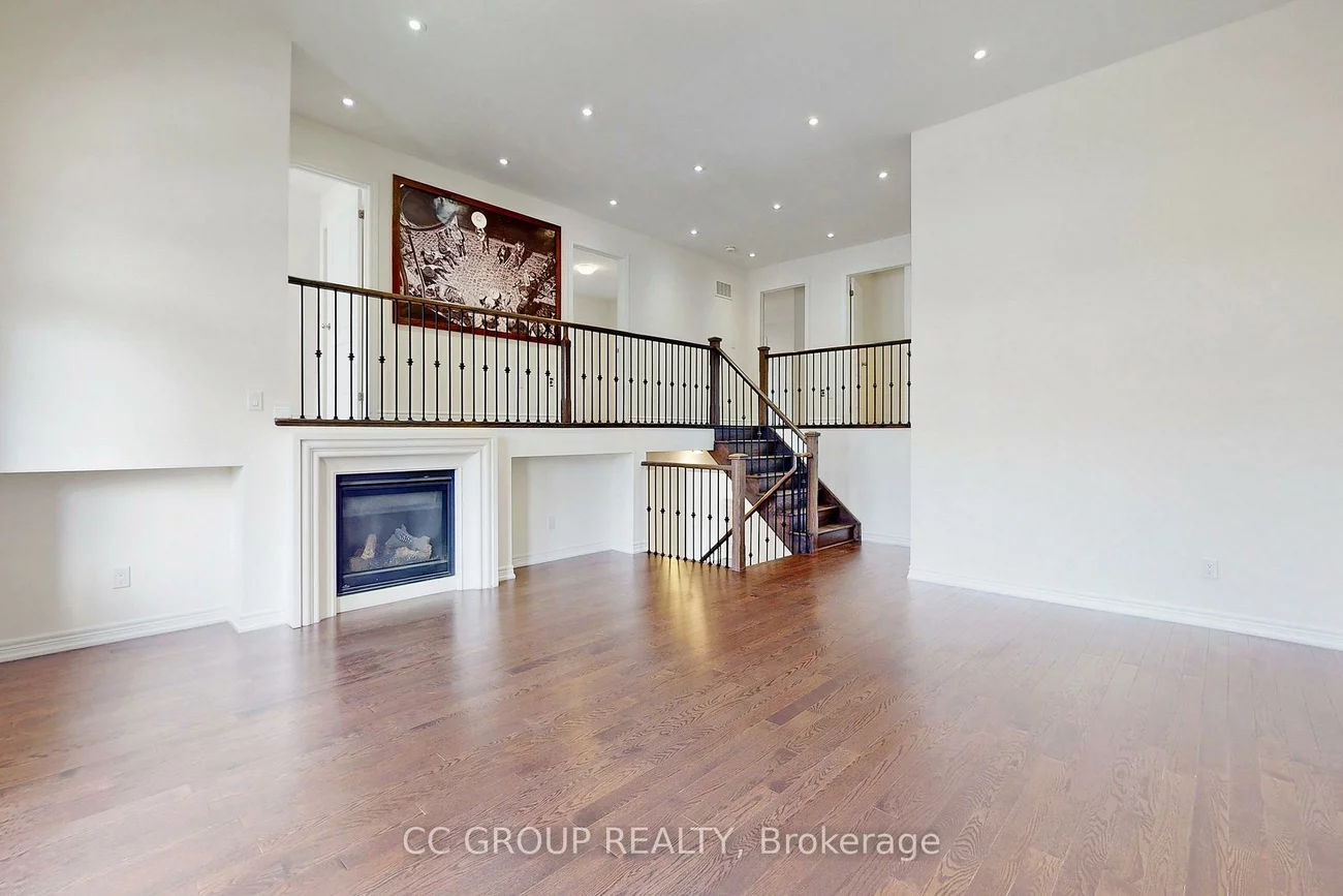 23, Forest Edge, Holland Landing, East Gwillimbury