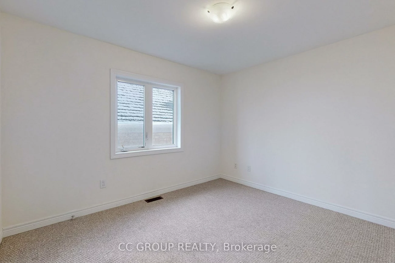 23, Forest Edge, Holland Landing, East Gwillimbury