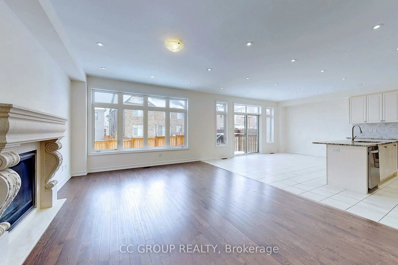 23, Forest Edge, Holland Landing, East Gwillimbury