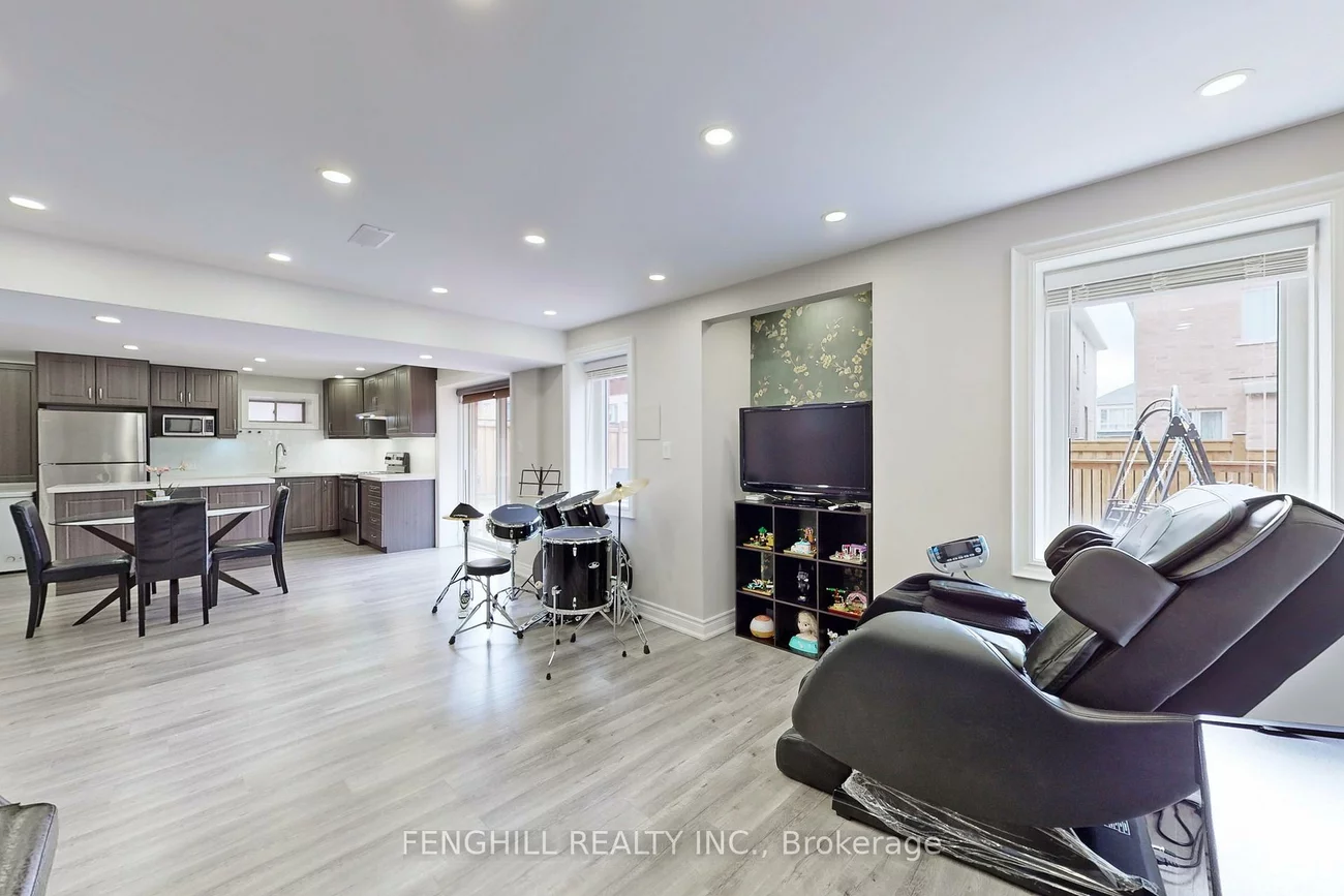 17, Blazing Star, Queensville, East Gwillimbury