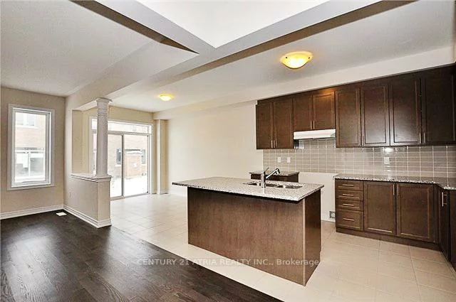 4, Applegate, Sharon, East Gwillimbury