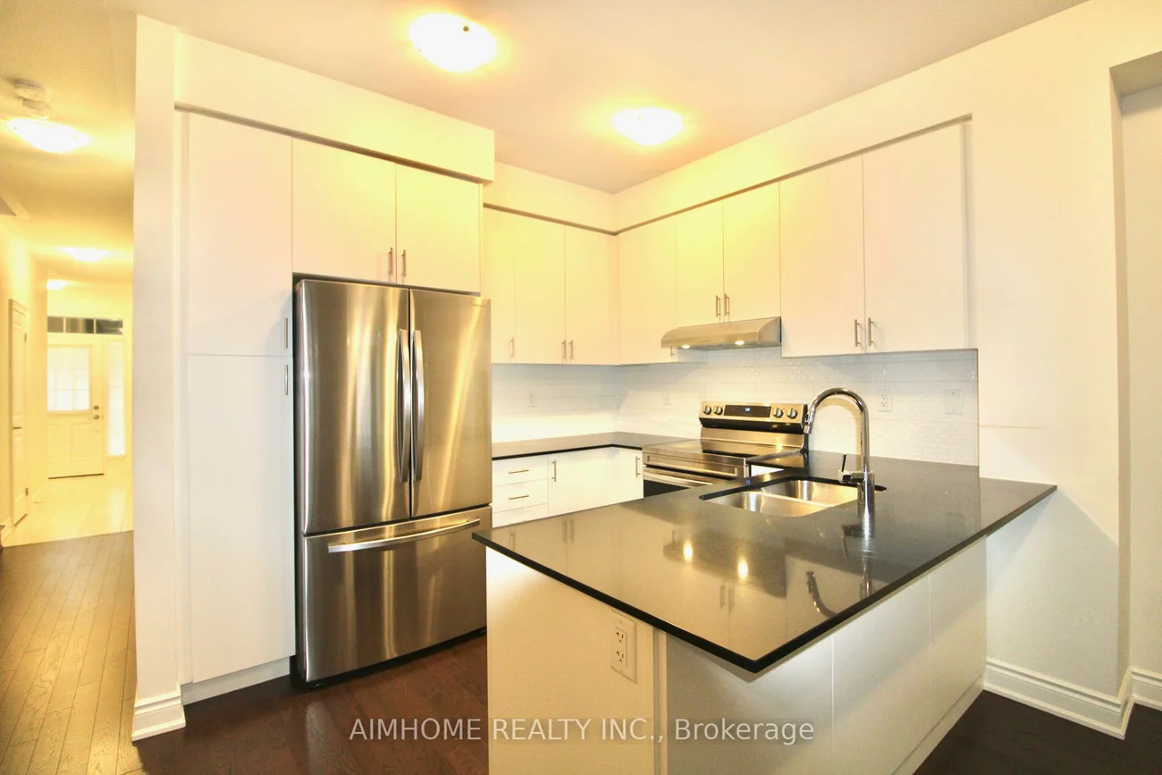 3, Terrain, Holland Landing, East Gwillimbury