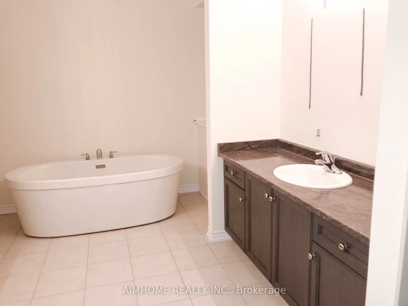 30, Deepwood, Sharon, East Gwillimbury