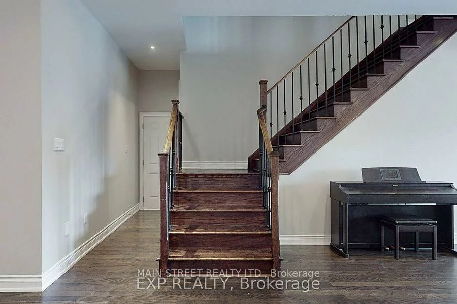 50, Sharonview, Sharon, East Gwillimbury