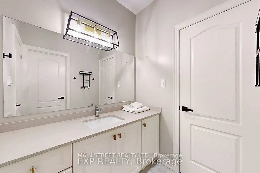 50, Sharonview, Sharon, East Gwillimbury