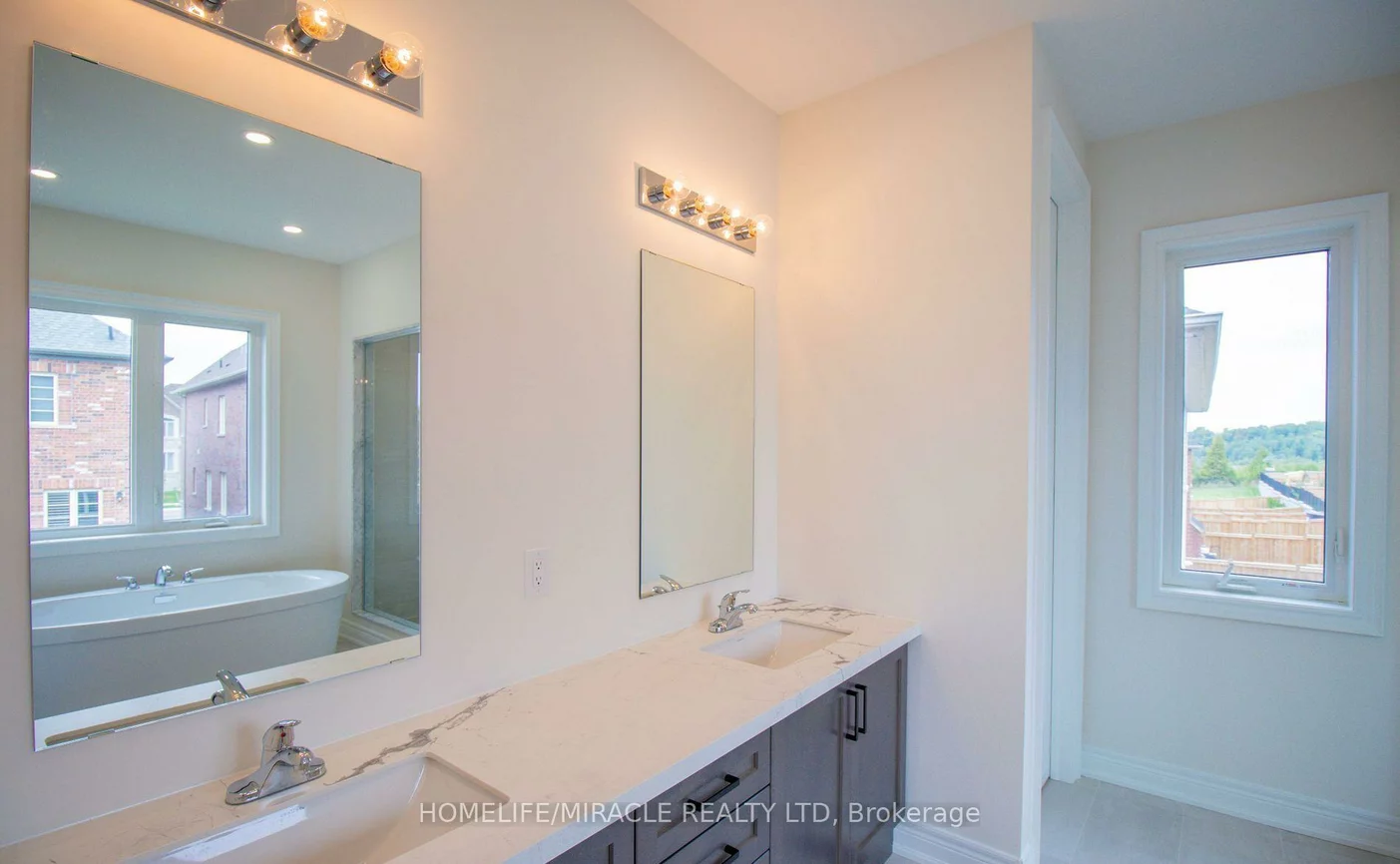 126, Petal, Queensville, East Gwillimbury