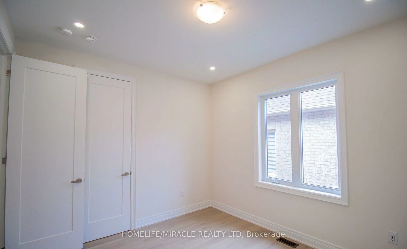 126, Petal, Queensville, East Gwillimbury