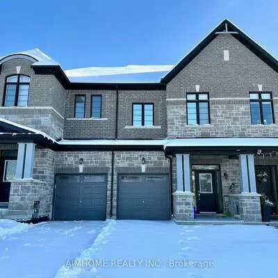 21, Viola St., Sharon, East Gwillimbury