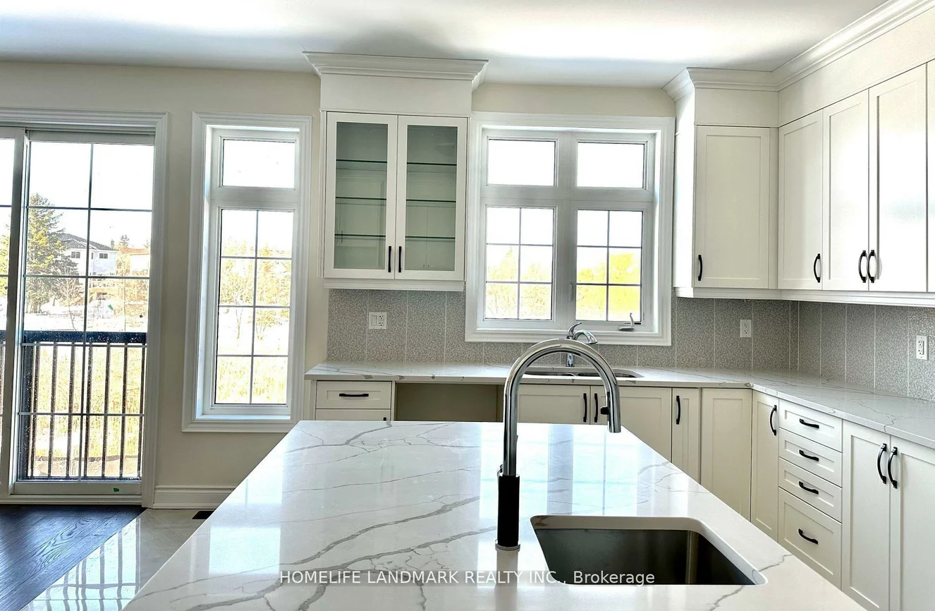 36, Upbound, Holland Landing, East Gwillimbury