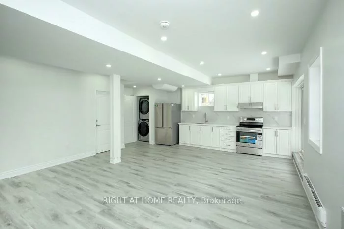 12, Fair Winds, Holland Landing, East Gwillimbury