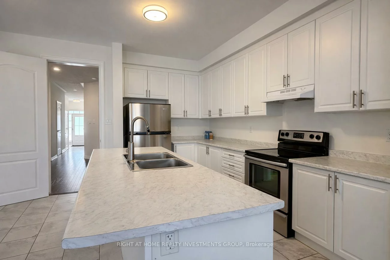 74, Beechborough, Sharon, East Gwillimbury