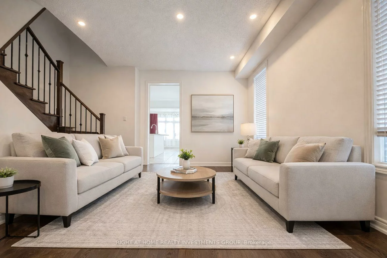 74, Beechborough, Sharon, East Gwillimbury