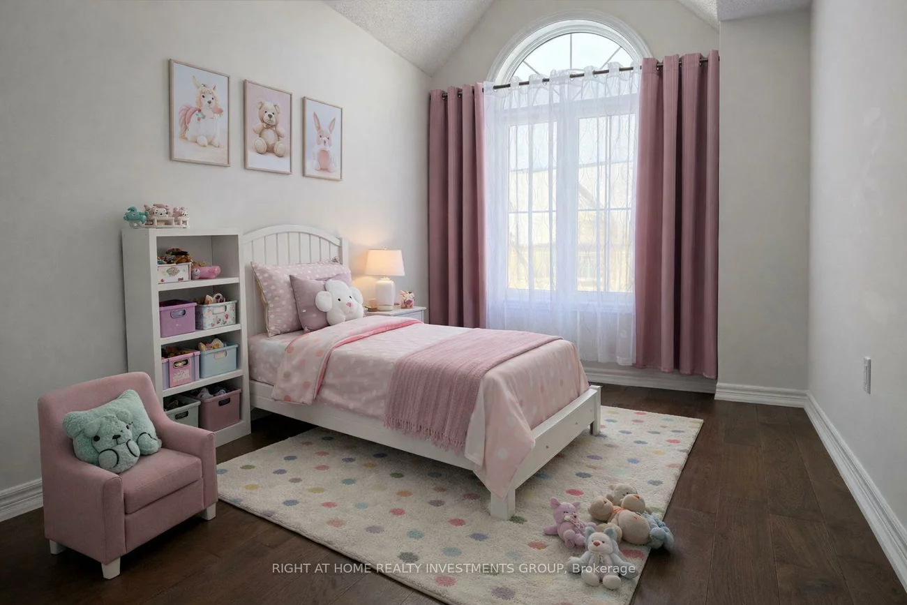 74, Beechborough, Sharon, East Gwillimbury