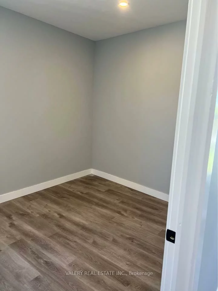 20497, Leslie, Queensville, East Gwillimbury