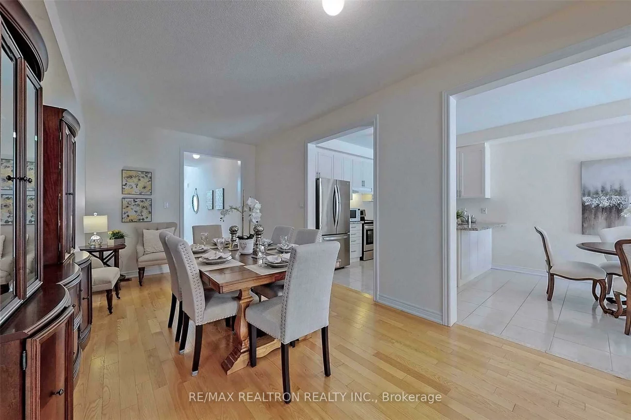 72, Falconridge, Sharon, East Gwillimbury