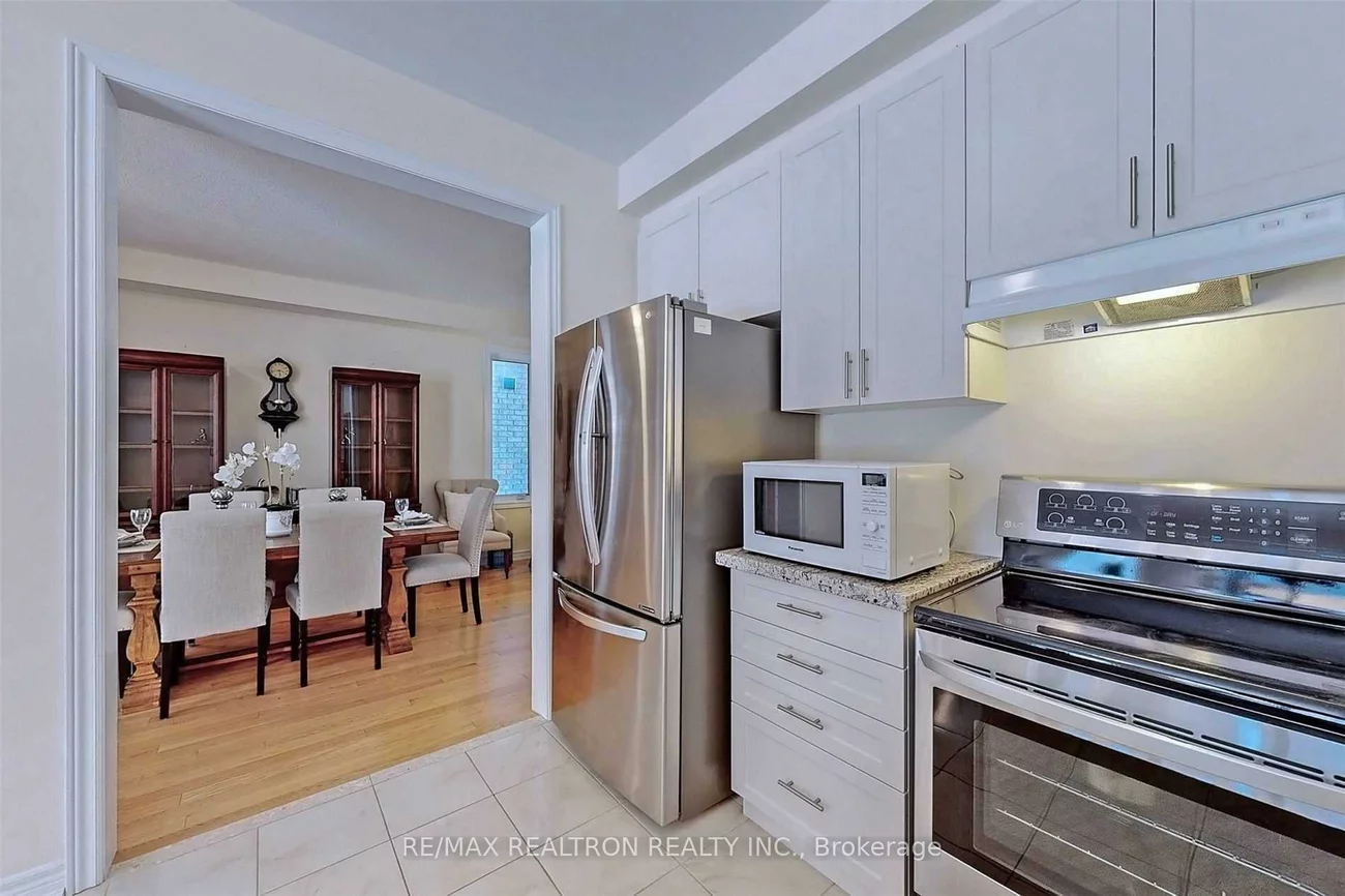 72, Falconridge, Sharon, East Gwillimbury