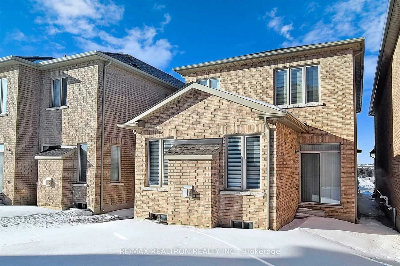 72, Falconridge, Sharon, East Gwillimbury