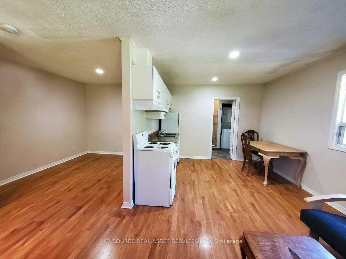 20437, Yonge, Holland Landing, East Gwillimbury