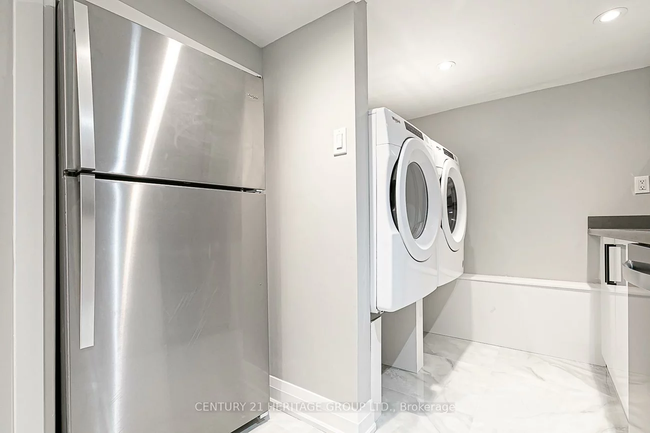 23, Tall Pines, Holland Landing, East Gwillimbury