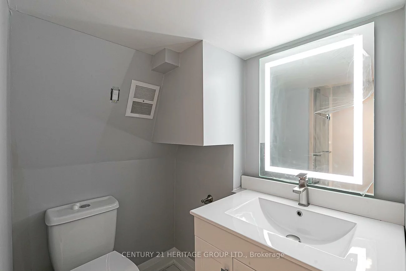 23, Tall Pines, Holland Landing, East Gwillimbury