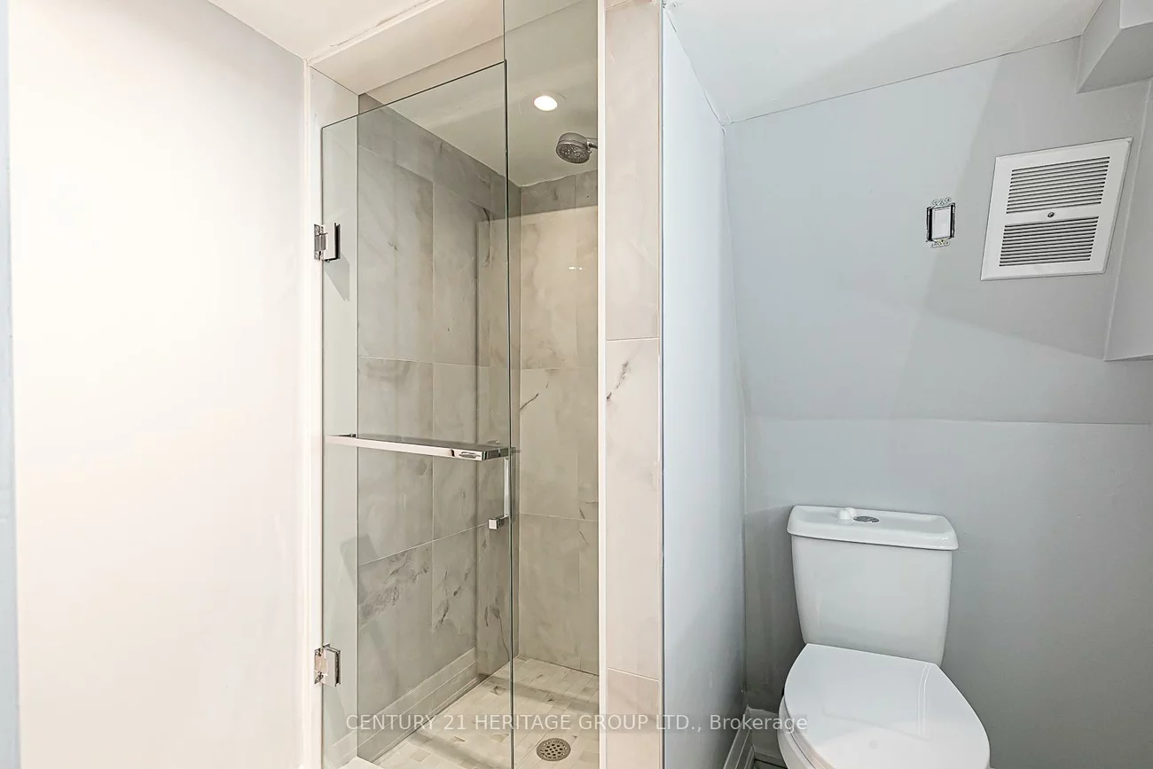 23, Tall Pines, Holland Landing, East Gwillimbury