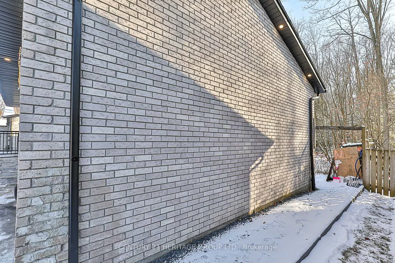 23, Tall Pines, Holland Landing, East Gwillimbury