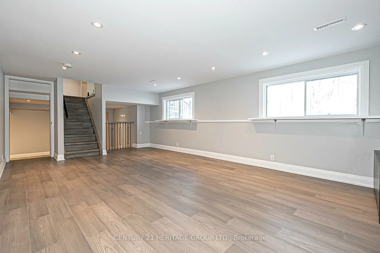 23, Tall Pines, Holland Landing, East Gwillimbury